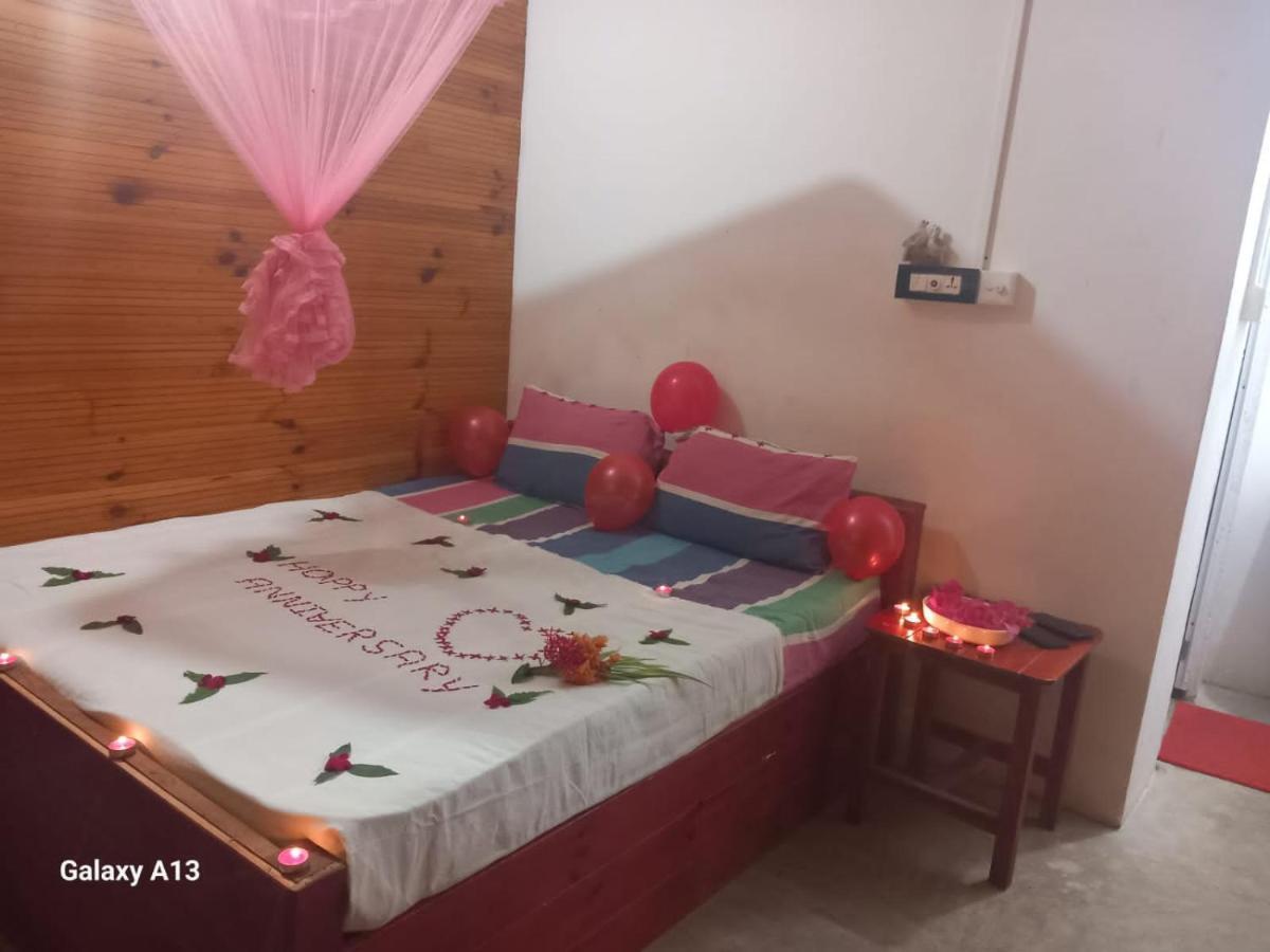 Walkers Hostel ตรินโคมาลี ภายนอก รูปภาพ