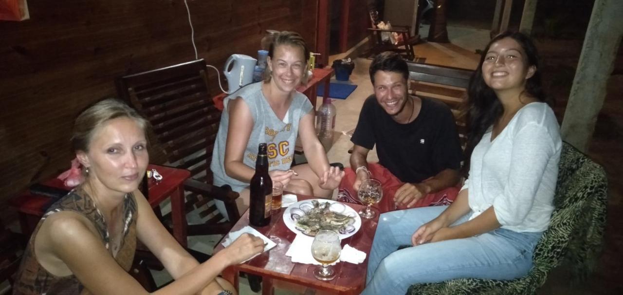 Walkers Hostel ตรินโคมาลี ภายนอก รูปภาพ